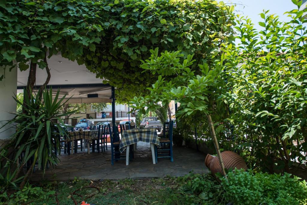 Hotel Alexandros Neoi Poroi Exterior photo